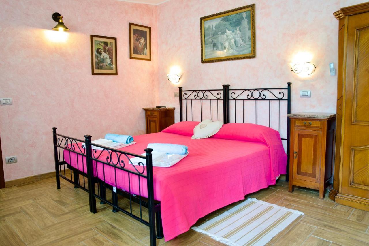 Hotel Diffuso Il Portichetto Vezio Perledo Dış mekan fotoğraf