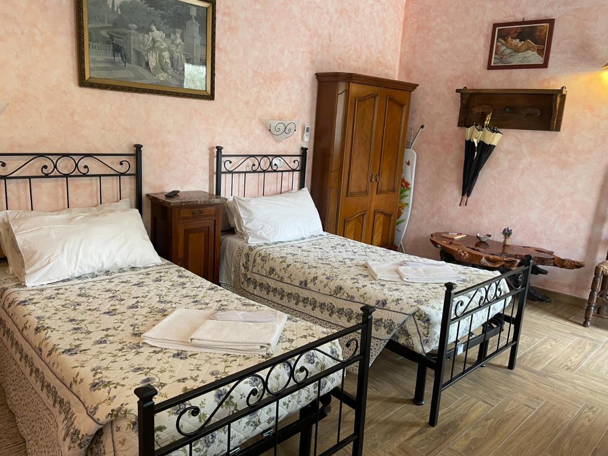 Hotel Diffuso Il Portichetto Vezio Perledo Dış mekan fotoğraf