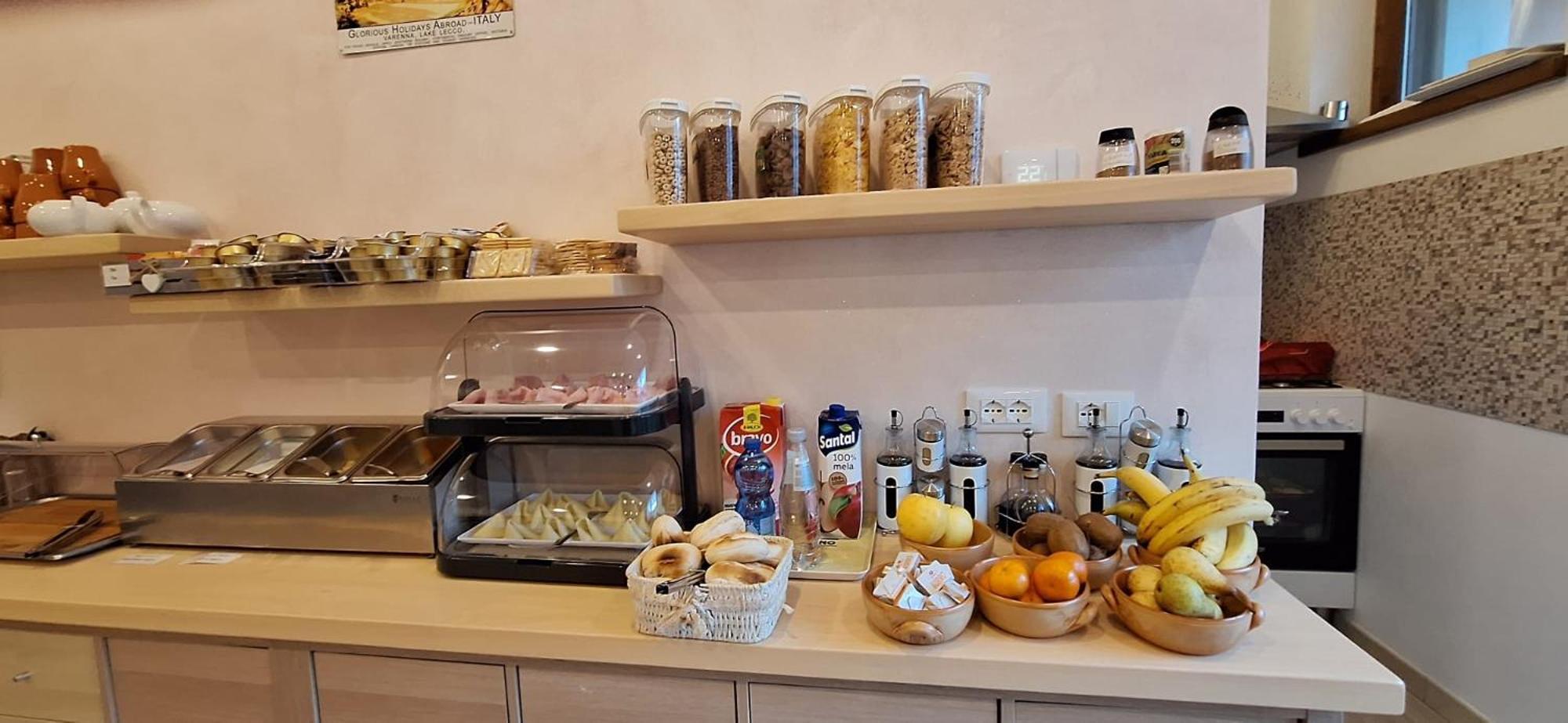 Hotel Diffuso Il Portichetto Vezio Perledo Dış mekan fotoğraf